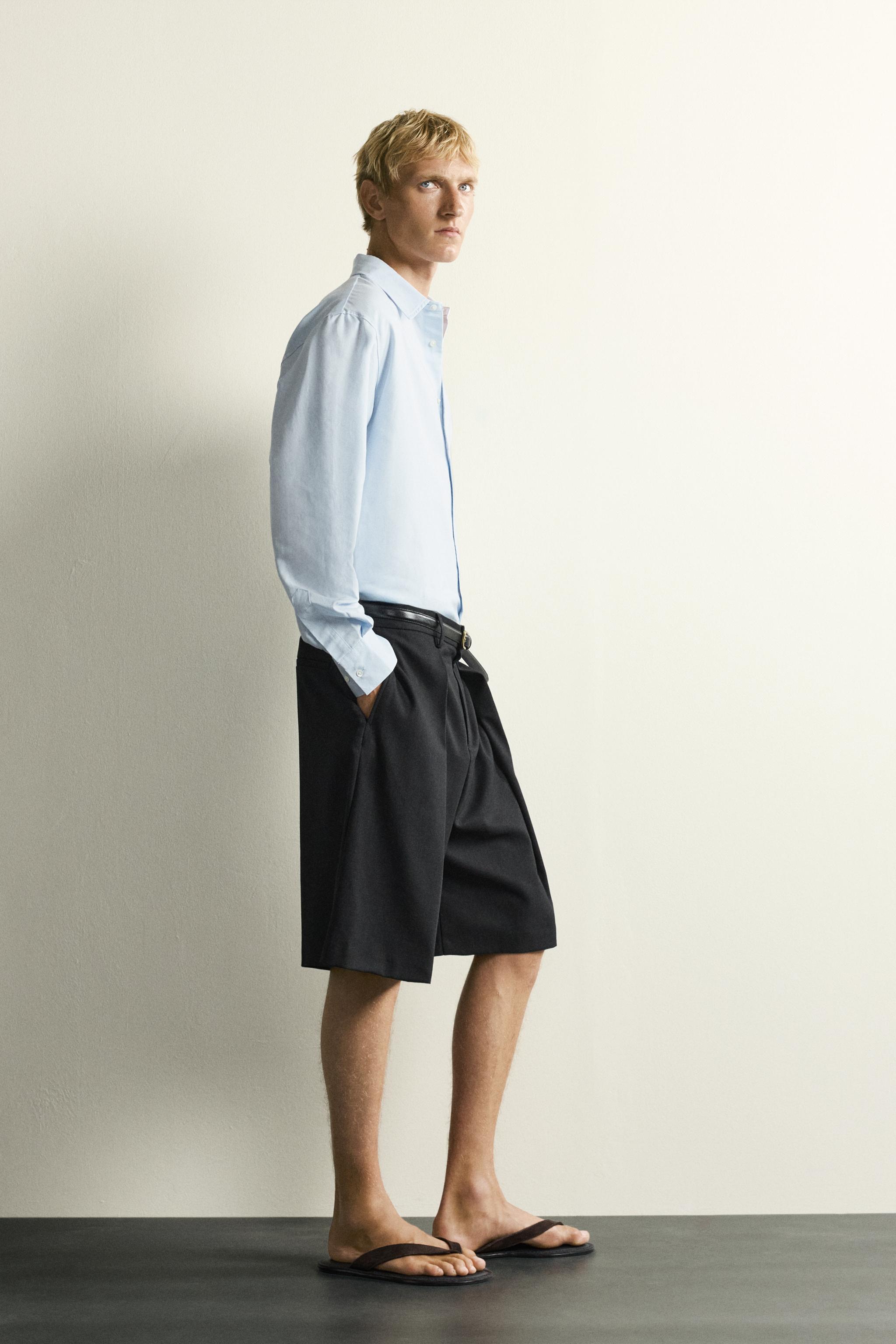 WIDE FIT PLEATED SHORTS